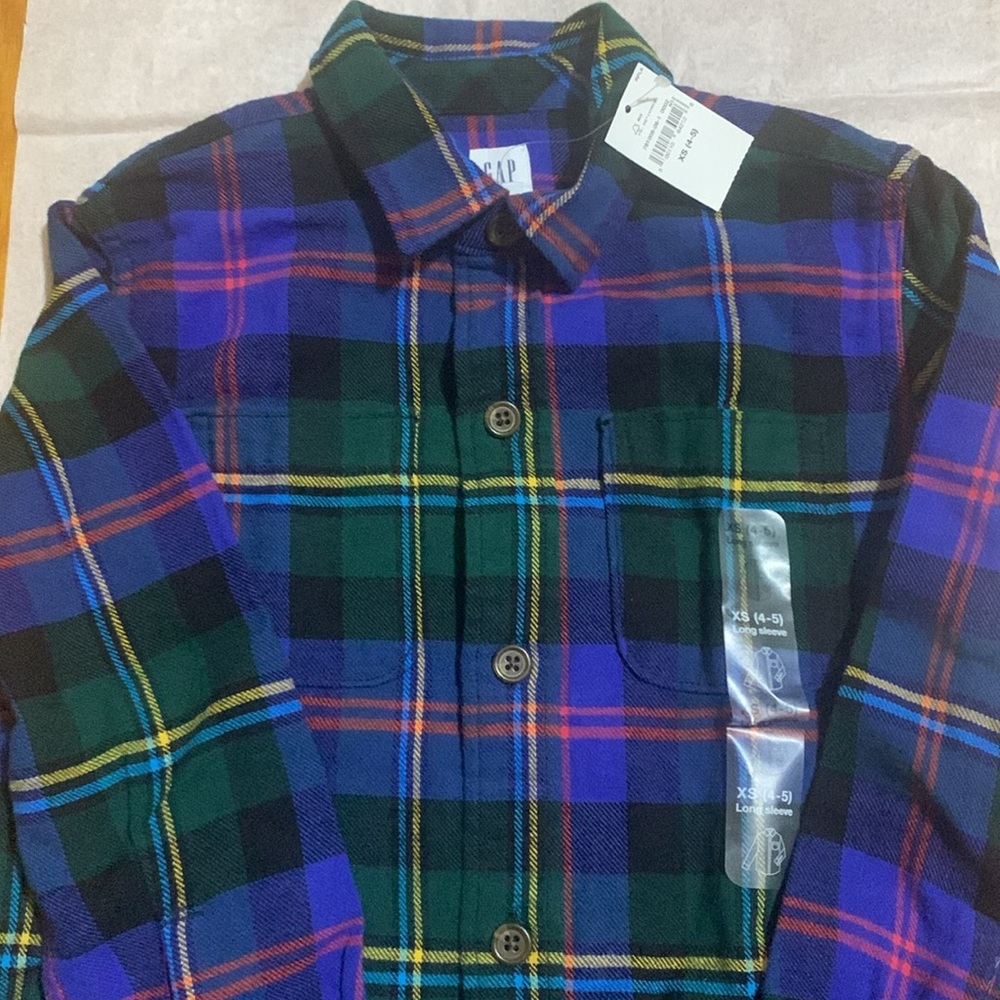 NWT Gap Kids Boys Long Sleeve plaid Size XS 4-5